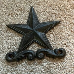 Wrought iron star paper‎ towel holder